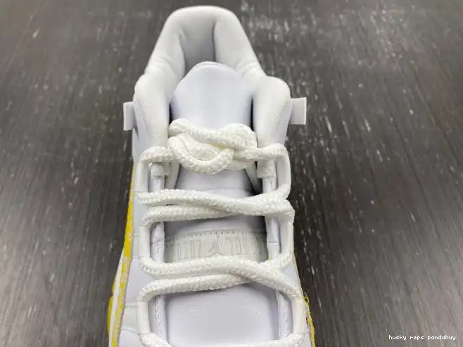 Cheap Husky Yellow AH7860-107 Air WMNS Jordan Snakeskin Low 11 0520